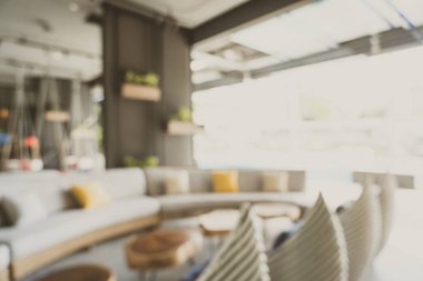 Otel 'deki soyut bulanık kahve dükkanı ve açık büfe restoranı