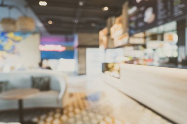 Otel 'deki soyut bulanık kahve dükkanı ve açık büfe restoranı