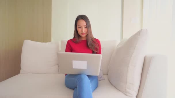 Footage Asian Woman Working Laptop Home — Stock Video