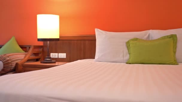 Imágenes Del Dormitorio Amueblado Lujo Hotel — Vídeos de Stock