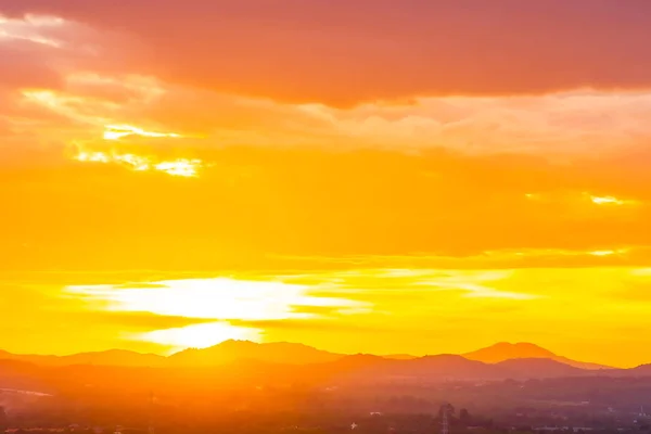 Beautiful landscape with sunrise or sunset over mountain — Stock Photo, Image