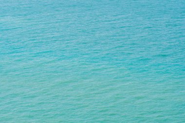 Deniz suyuyla soyut ve yüzeysel