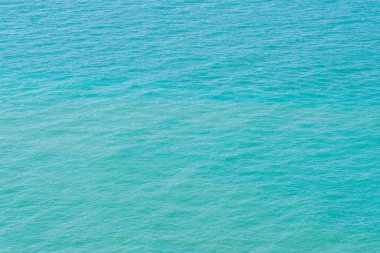 Deniz suyuyla soyut ve yüzeysel