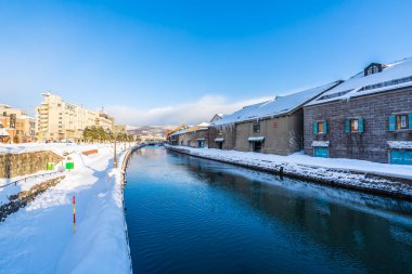 Güzel manzara ve kışın Otaru kanal Nehri'nin cityscape