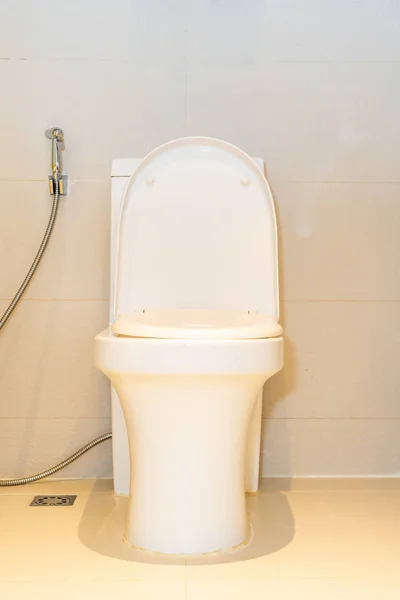 White toilet bowl seat decoration interior — Stock Photo, Image