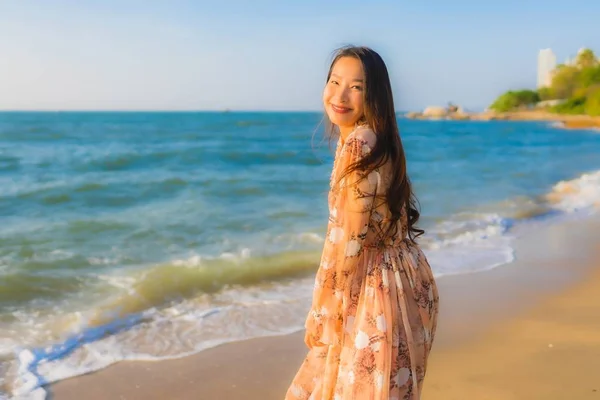 Portrait beautiful young asian women happy smile around outdoorn — Stock Photo, Image