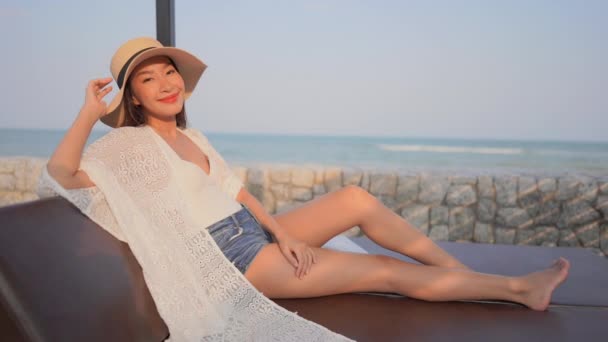 Bilder Vacker Asiatisk Kvinna Stranden Semestern — Stockvideo