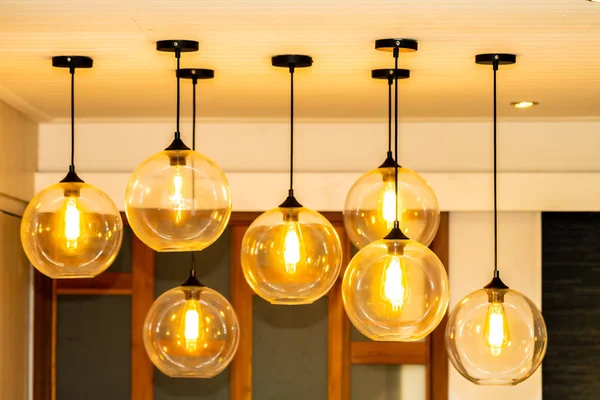 Beautiful luxury electric ceiling light lamp decoration interior — Stock Photo, Image