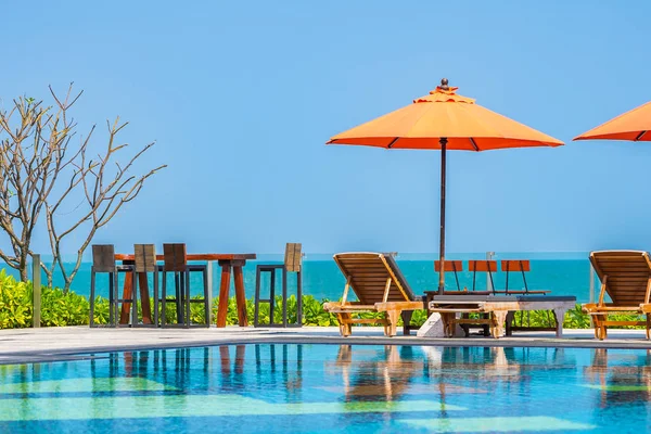 Umbrella Chair Outdoor Swimming Pool Neary Sea Hotel Resort Holiday — Stock Photo, Image