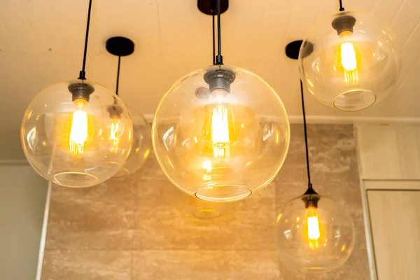 Schöne Luxuriöse Elektrische Deckenlampe Dekoration Innenraum — Stockfoto