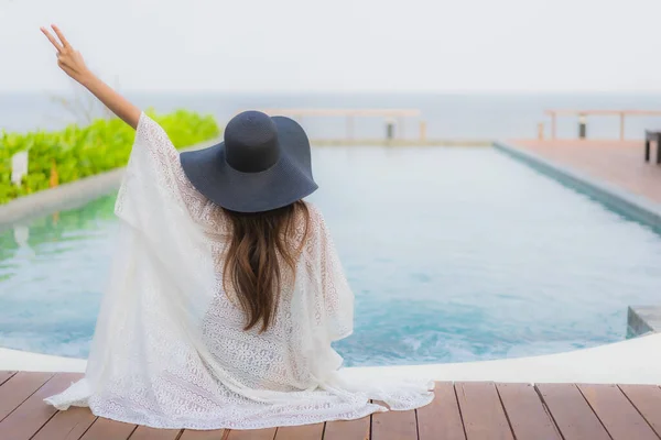 Portrait Young Asian Woman Happy Smile Relax Outdoor Swimming Pool — Stock Photo, Image