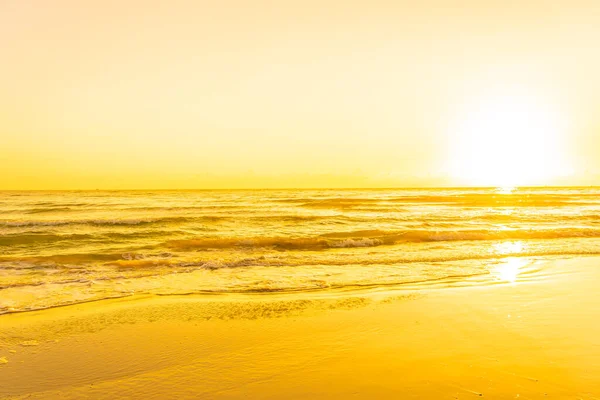 Beautiful Tropical Nature Beach Sea Ocean Sunset Sunrise Travel Vacation — Stock Photo, Image