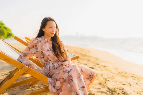 Portrait Beautiful Young Asian Women Happy Smile Outdoorn Happy Smile — Stock Photo, Image