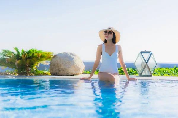 Portrait Beautiful Young Asian Woman Happy Smile Relax Outdoor Swimming — Stock Photo, Image