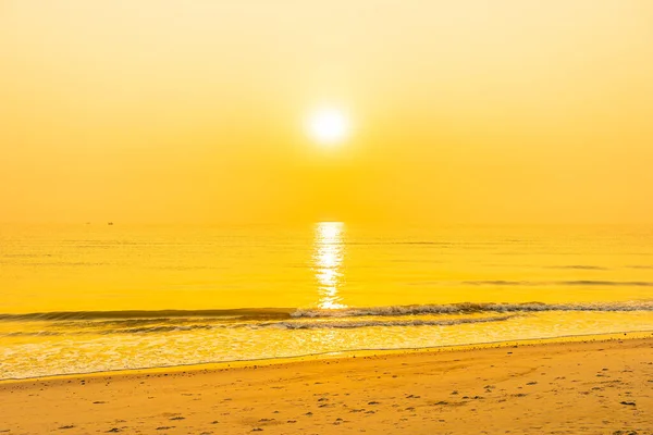 Belle Plage Océan Mer Tropicale Lever Coucher Soleil Pour Les — Photo