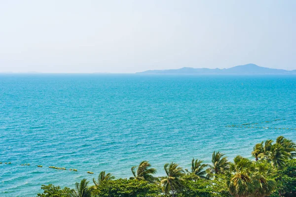 Beautiful Tropical Nature Beach Sea Ocean Bay Coconut Palm Tree — Stock Photo, Image