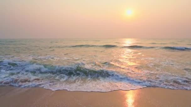 Prachtige Tropische Natuur Strand Zee Oceaan Bij Zonsondergang Zonsopgang Tijd — Stockvideo