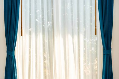 Odanın perde dekorasyonu