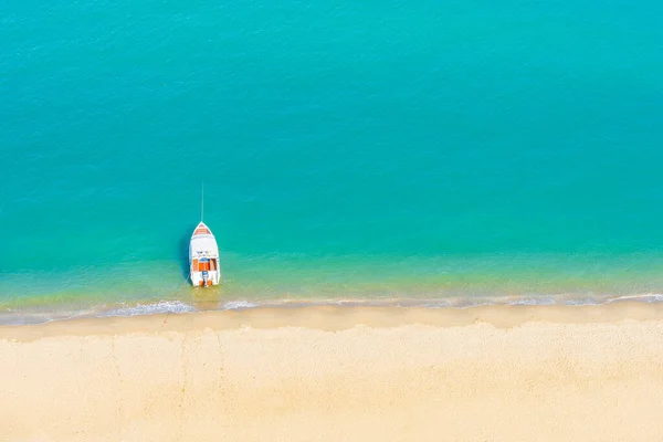 Speed Boot Prachtige Tropische Zee Oceaan Bijna Strand Voor Vrijetijdsbesteding — Stockfoto