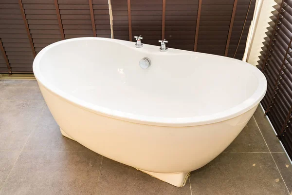 Fehér Fürdőkád Jacuzzi Dekoráció Belső Fürdőszoba — Stock Fotó