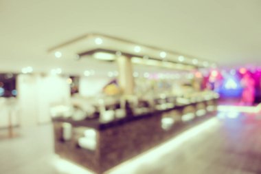 Arka plan için soyut bulanıklık ve kahve dükkanı ve restoran iç mekanı.