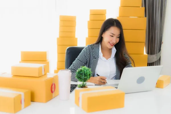 Portrait Beautiful Young Asian Business Woman Work Home Laptop Mobile — Stock Photo, Image