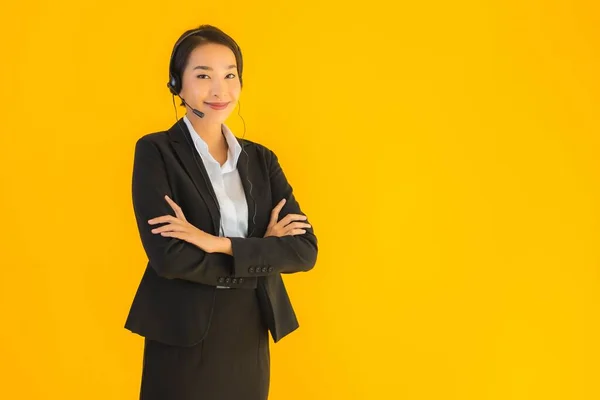 Porträt Schöne Junge Asiatische Geschäftsfrau Mit Kopfhörer Oder Headset Für — Stockfoto