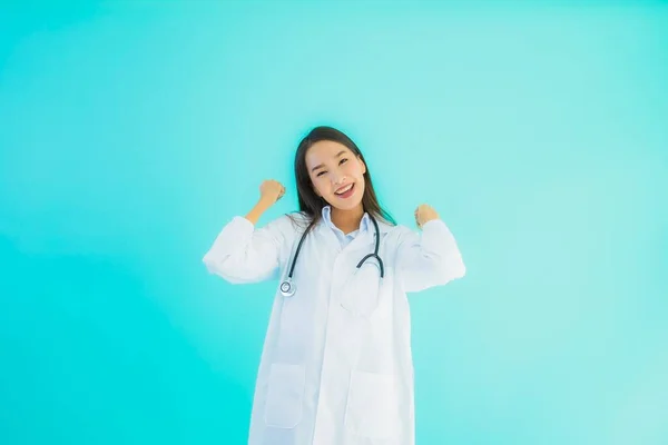 Retrato Hermosa Joven Asiática Médico Mujer Con Estetoscopio Para Uso — Foto de Stock