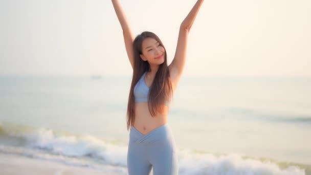 Footage Beautiful Asian Woman Seashore — Stock Video