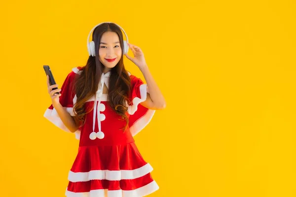 Portrait Beautiful Young Asian Christmas Clothes Hat Listen Music Headphone — Stock Photo, Image