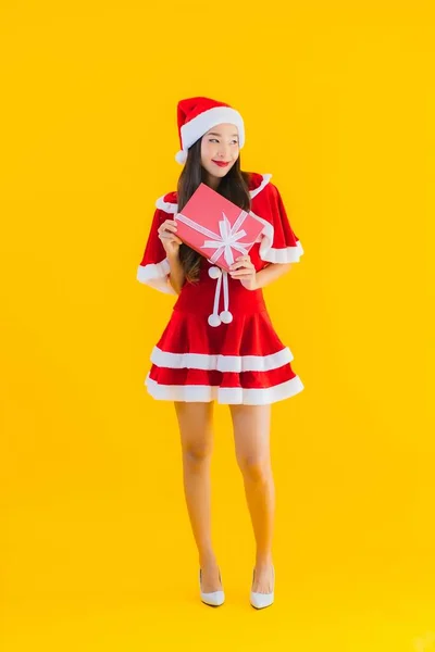 Portrait Beautiful Young Asian Christmas Clothes Hat Smile Happy Red — Stock Photo, Image