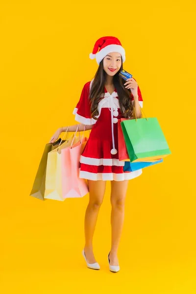 Portrét Krásná Mladá Asijská Žena Nosit Vánoční Oblečení Klobouk Spoustou — Stock fotografie