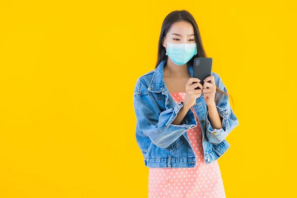 Retrato Hermosa Mujer Asiática Joven Usar Máscara Para Proteger Covid19 — Foto de Stock