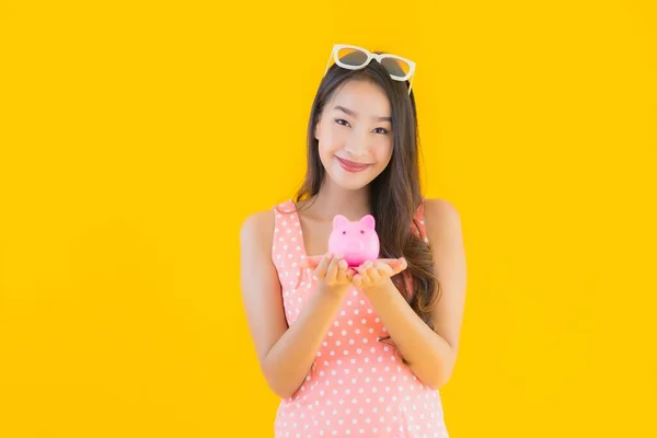 Portrait Beautiful Young Asian Woman Show Lot Cash Money Piggy — Stock Photo, Image