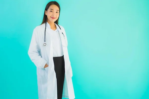 Retrato Hermosa Joven Asiática Médico Asiático Mujer Trabajo Clínica Hospital — Foto de Stock