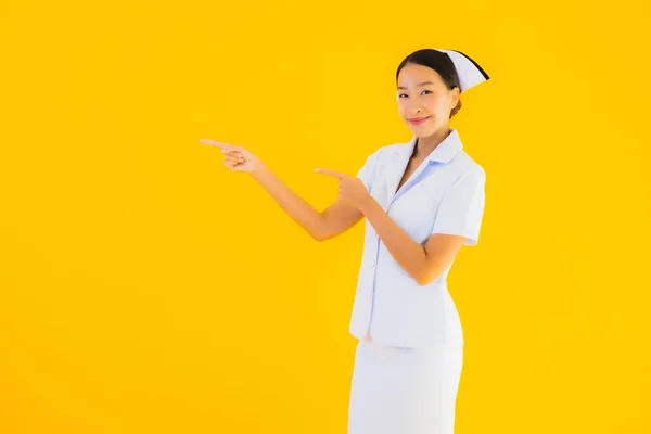 Retrato Hermoso Joven Asiático Tailandés Enfermera Muchos Trabajo Acción Para — Foto de Stock