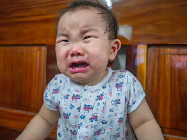 Cutie Asiático Bebé Llorando Muy Duro — Foto de Stock
