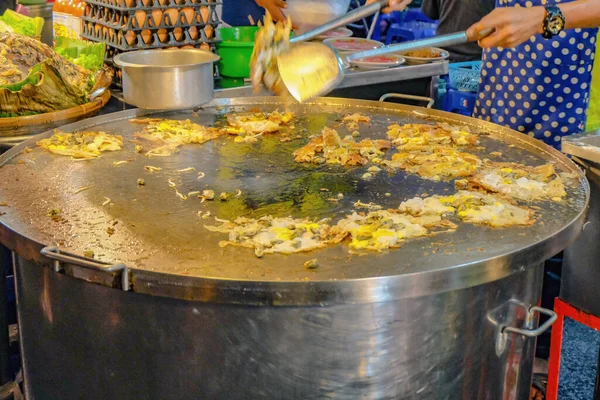 Chef Cooking Thailand Local Street Food Hoi Tod Atau Crispy — Stok Foto