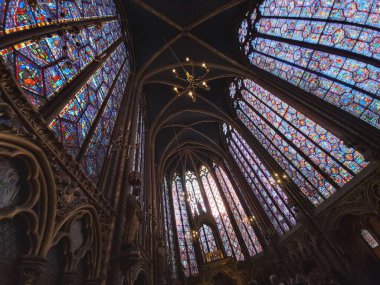 Paris 'teki Saint-Chapelle' de Lekeli Cam