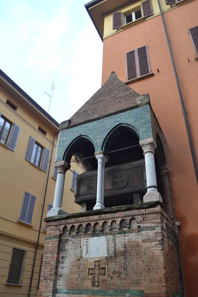 Bologna Straten Kerstverlichting Stad Decoraties Bogen Auto — Stockfoto