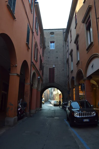 Circa December 2019 Bologna Italië Bologna Straten Kerstverlichting Stadsdecoratie Bogen — Stockfoto