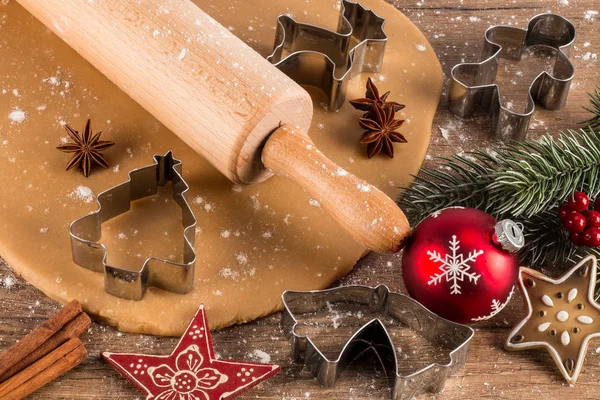 Christmas Bakery Konceptet Bakgrund Bakning Kakor Bakverk Brödkavel Formade Fräsar — Stockfoto