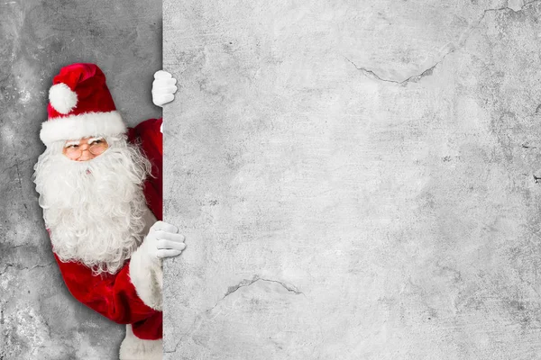 Rosso Bianco Classico Tradizionale Babbo Natale Guardando Attraverso Dietro Vuoto — Foto Stock