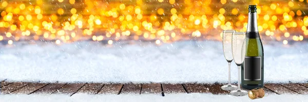 Gelukkig nieuwjaar groeten breed panorama achtergrond met fles van — Stockfoto