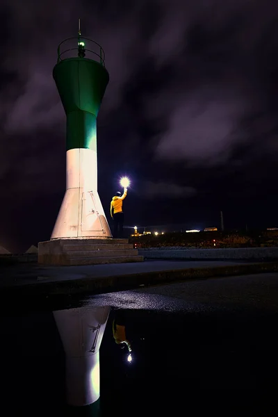 Phare de San Juan, à l'entrée de l'estuaire d'Aviles — Photo