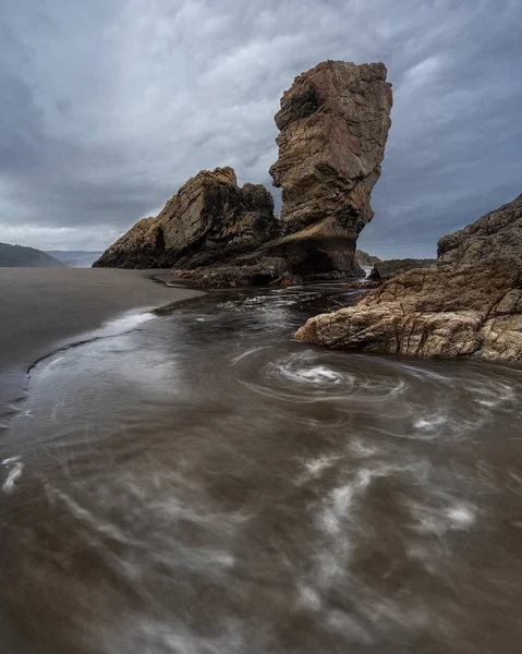 Playa de Bayas Autum Sky en Asturias — Foto de Stock