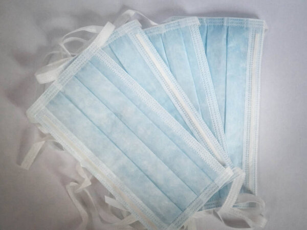 Антибактериальная защитная маска. Коронавирусная инфекция очень важна, чтобы избежать заражения воронавирусом. Копирование пространства
.