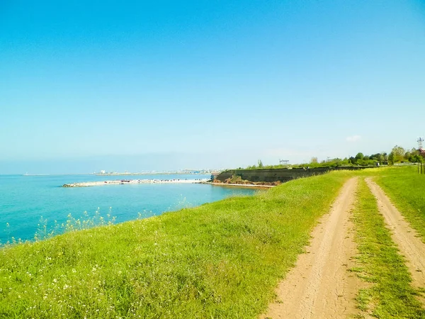 Romanya 'nın Karadeniz kıyısında Dobrogea bölgesi açıklarında. Doğa ve seyahat kavramı.