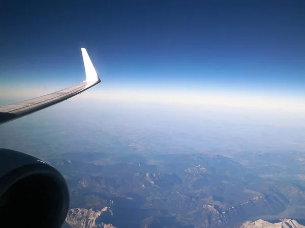 View Plane Window Alps Plane Wing Enginie Travel Transport Concept — Stock Photo, Image