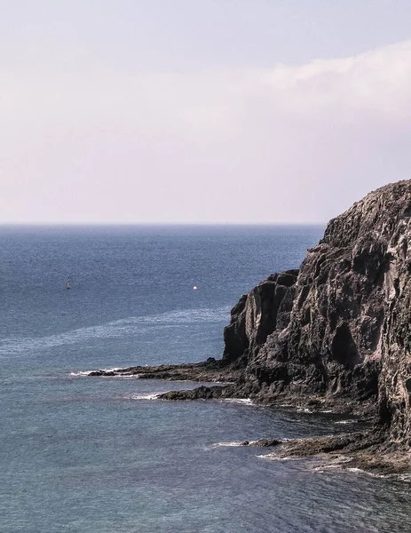 Seascape Ostrovních Útesů Lanzarote Skalnaté Pobřeží Přírodní Koncept — Stock fotografie